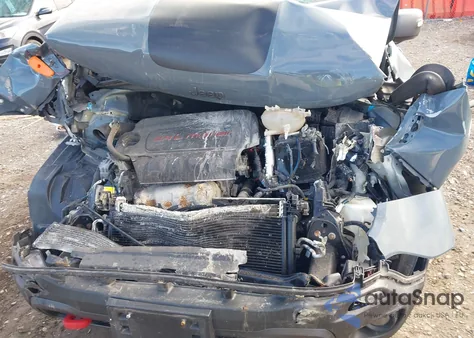 2015 Jeep Renegade Trailhawk z USA, uszkodzony, nr VIN ZACCJBCT0FPB29113